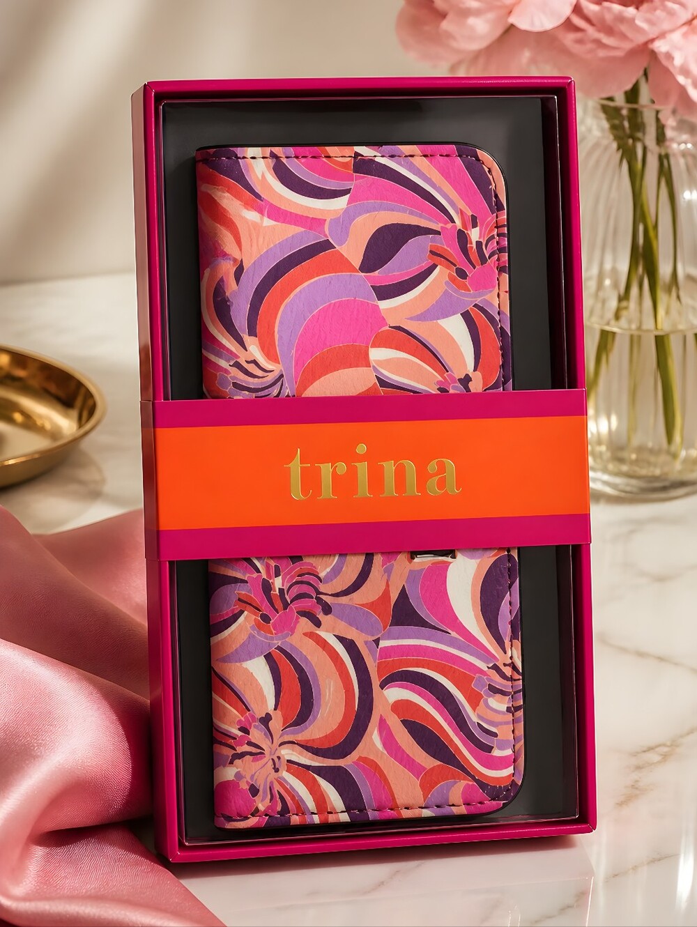 NIB Trina Turk Bohemian Pink Swirl Zip-Around Wallet - Picture 4 of 7